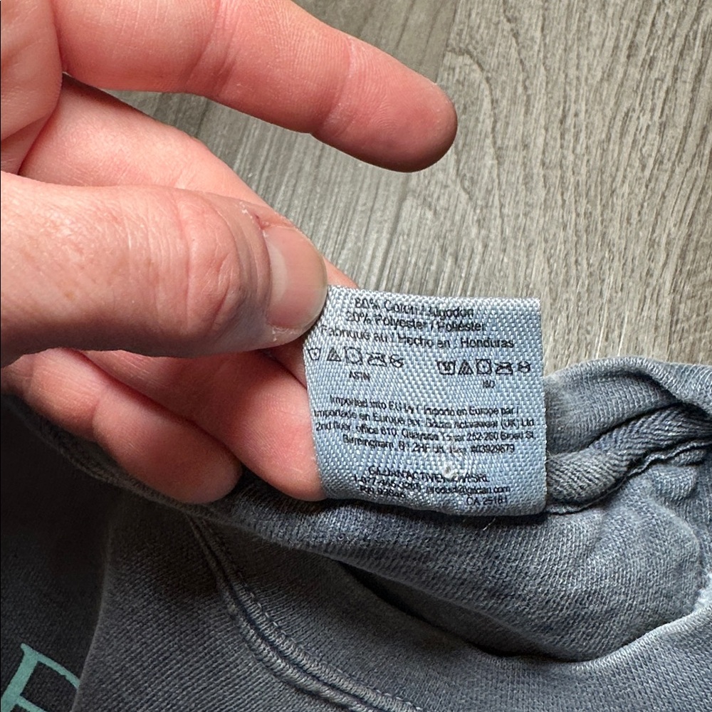 Seaside Yacht Club Comfort Colors Vintage Washed Sweatshirt - Small - Picture 6 of 6